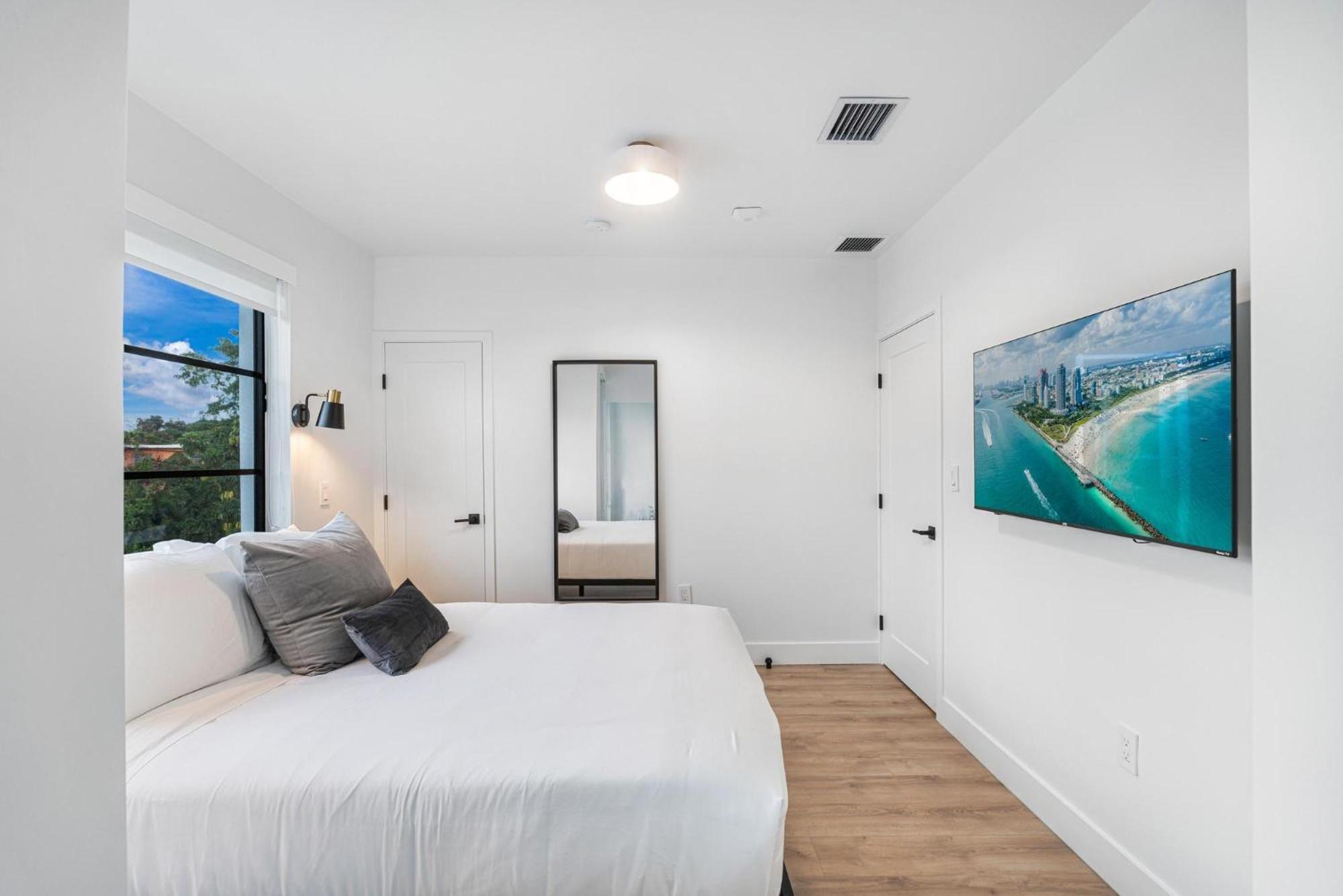 Lux Retreat By Renzzi Apartment Miami Luaran gambar