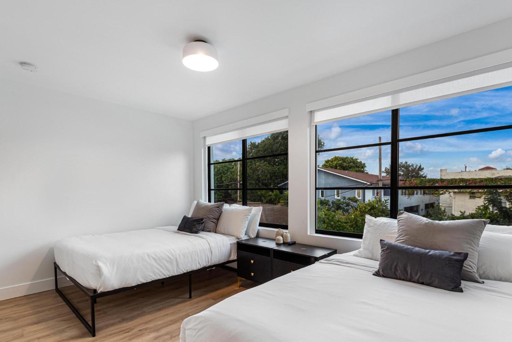 Lux Retreat By Renzzi Apartment Miami Luaran gambar