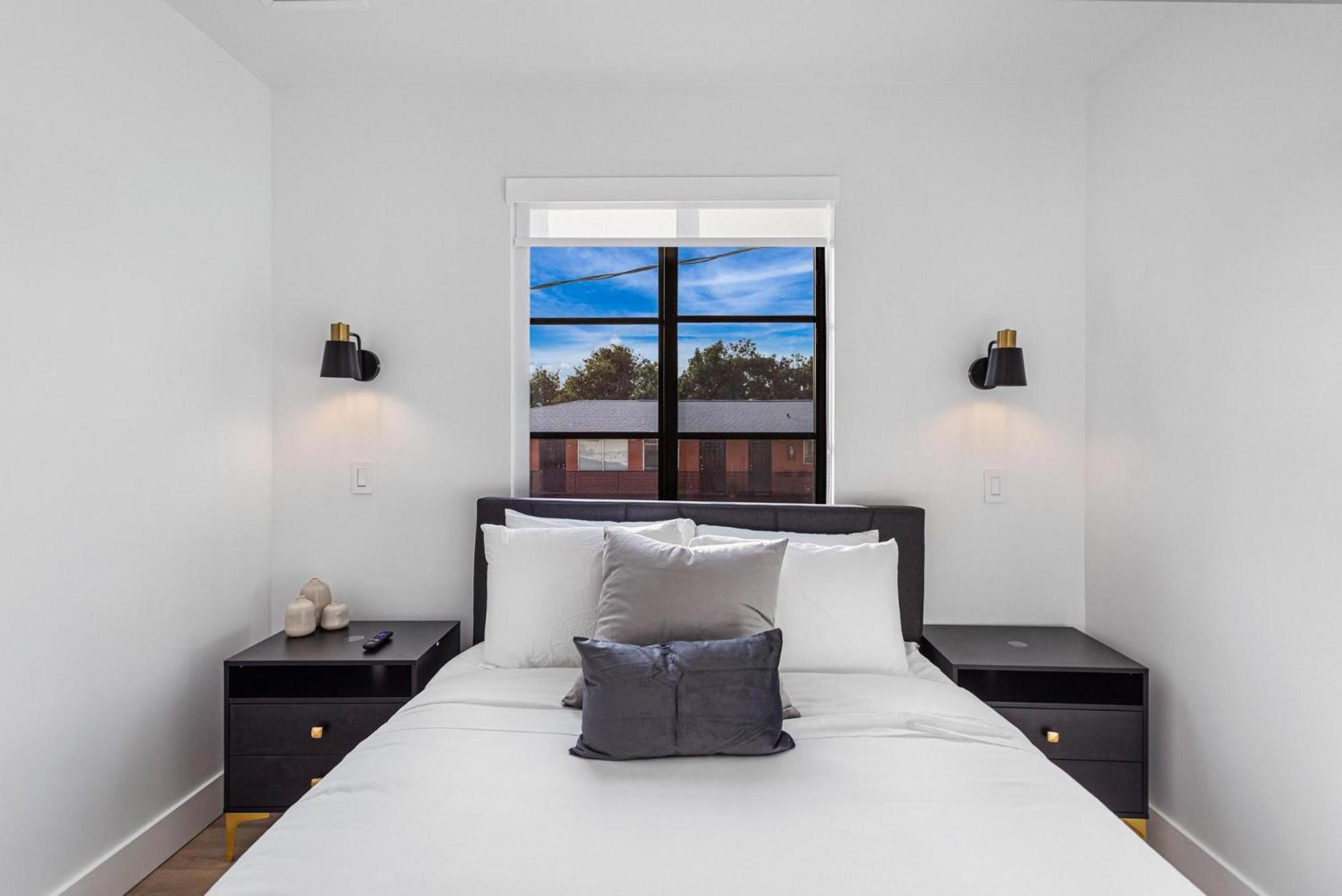 Lux Retreat By Renzzi Apartment Miami Luaran gambar