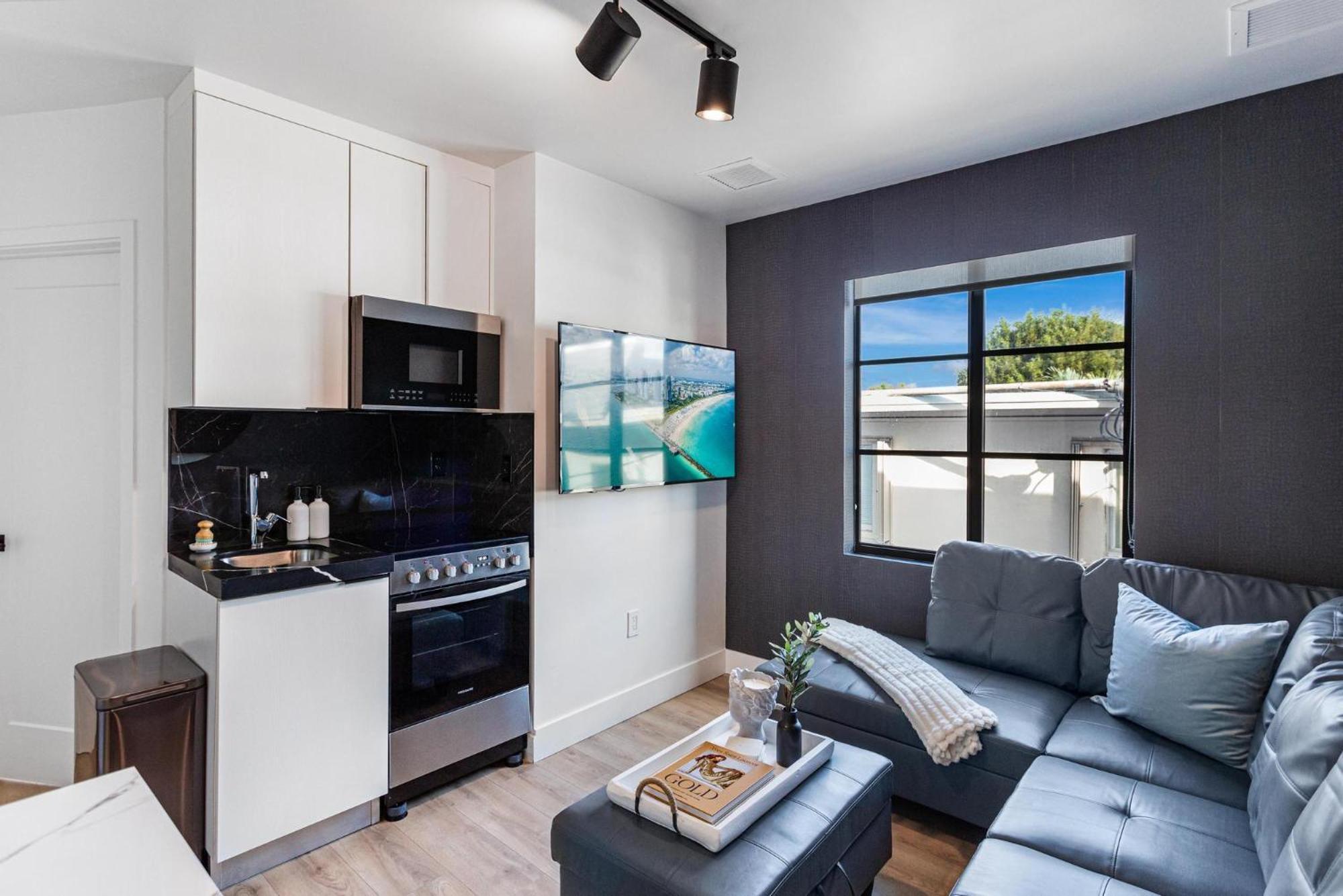 Lux Retreat By Renzzi Apartment Miami Luaran gambar