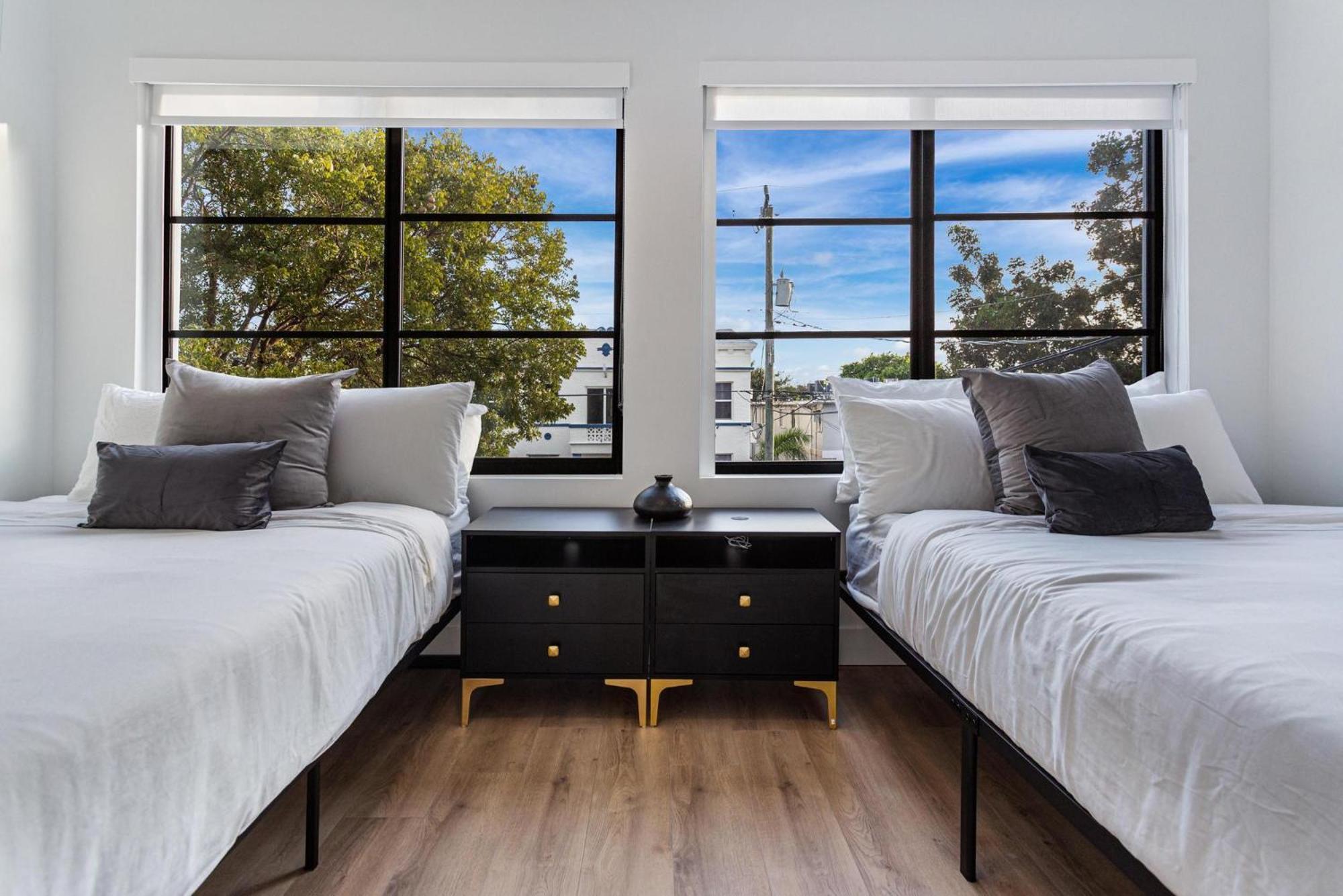 Lux Retreat By Renzzi Apartment Miami Luaran gambar