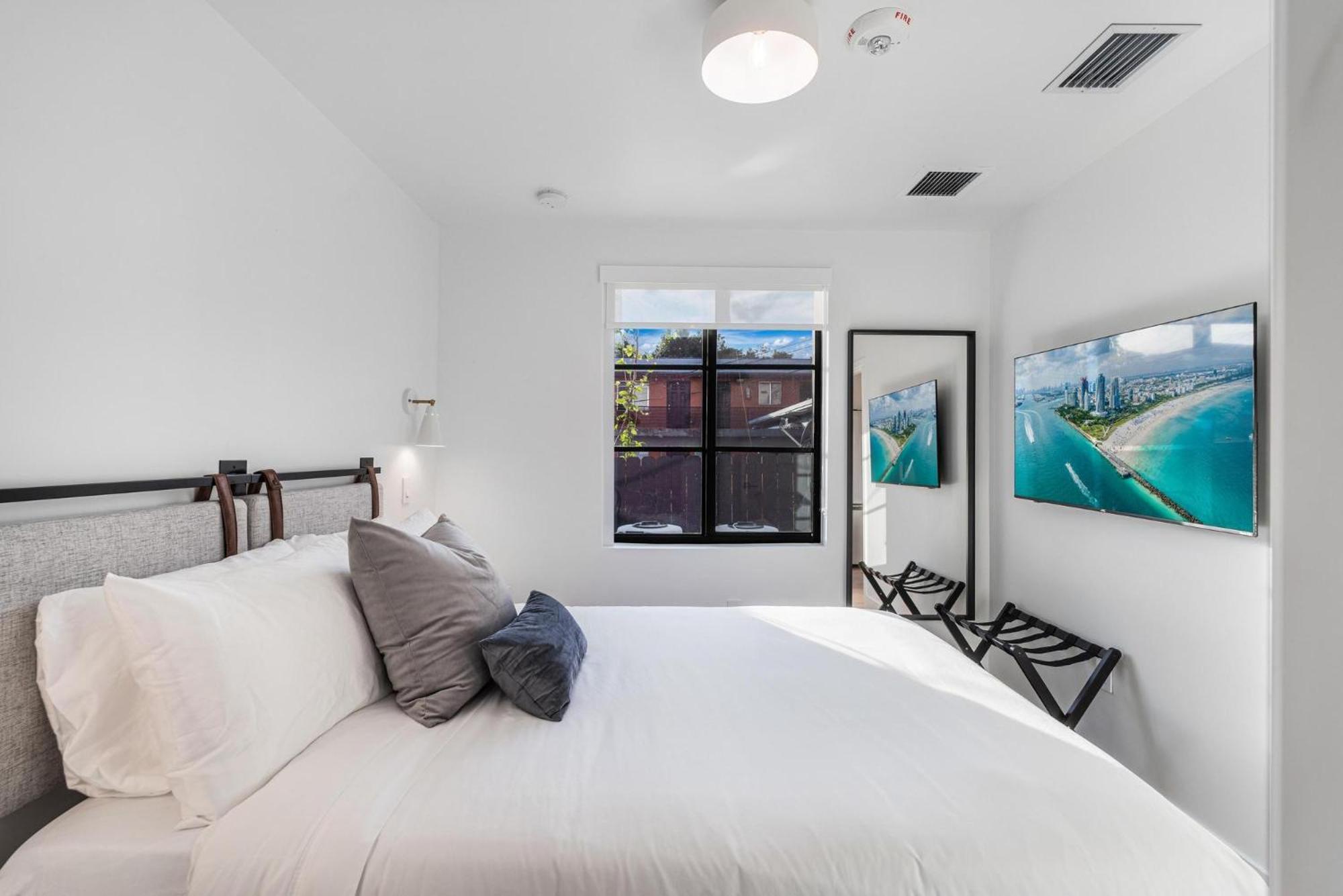 Lux Retreat By Renzzi Apartment Miami Luaran gambar