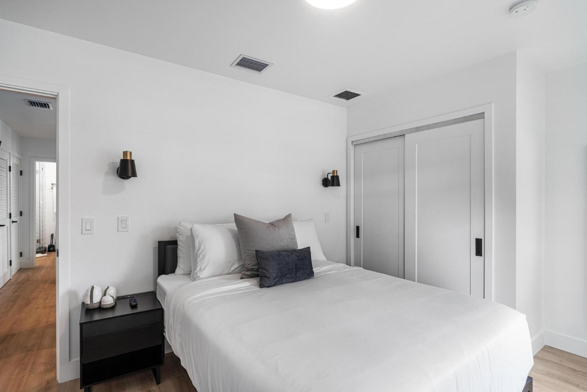 Lux Retreat By Renzzi Apartment Miami Luaran gambar