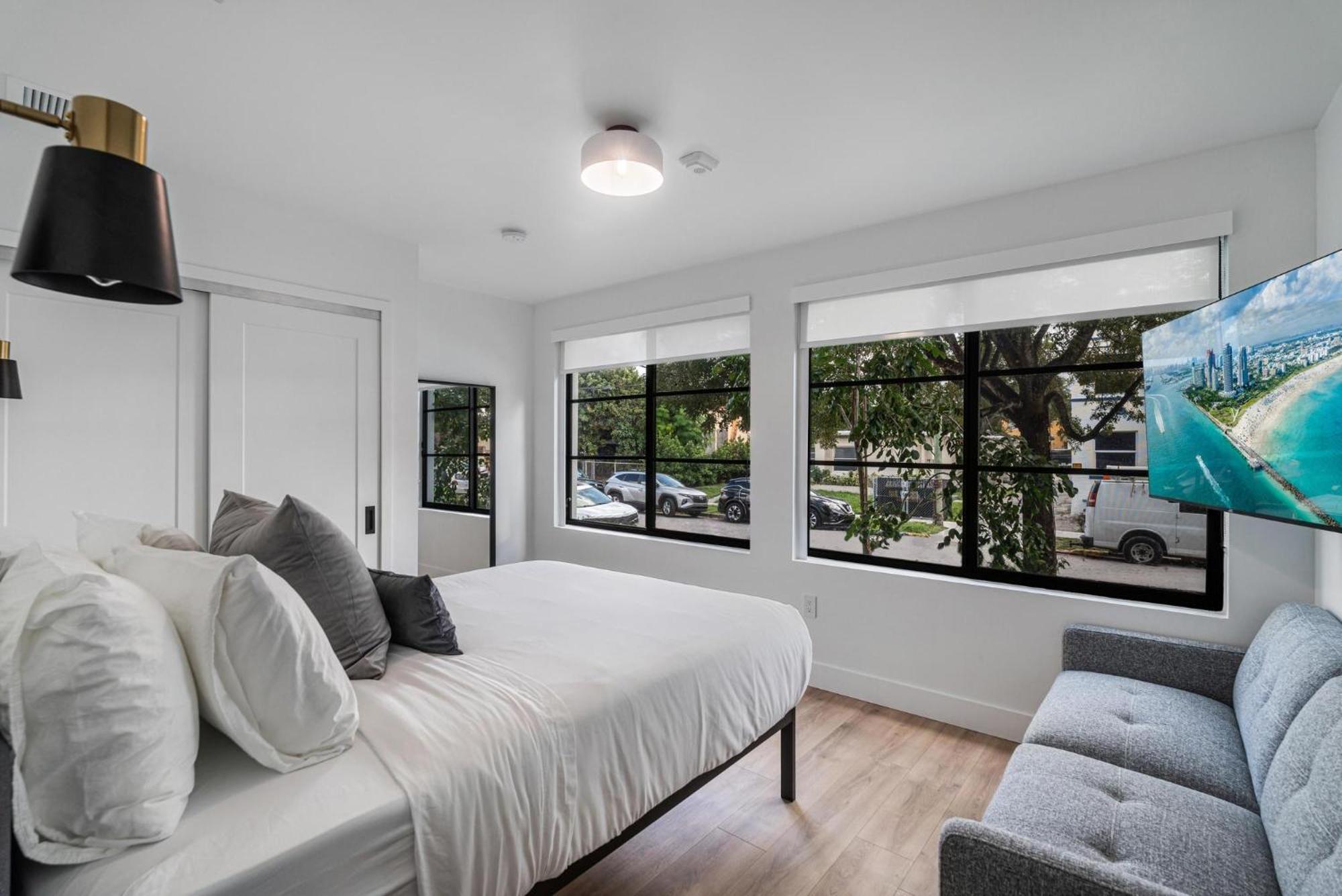 Lux Retreat By Renzzi Apartment Miami Luaran gambar